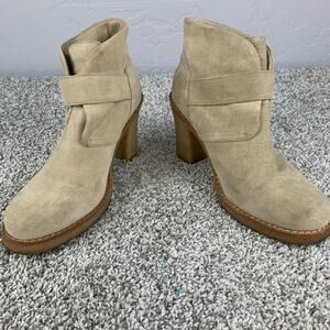 UGG Ankle Boots Beige Tan Suede Brienne Gum Sole Block Heel Booties Size 8